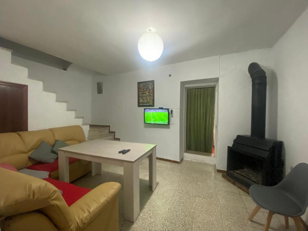 Casa Chiqui Villa Zahara De La Sierra Eksteriør billede